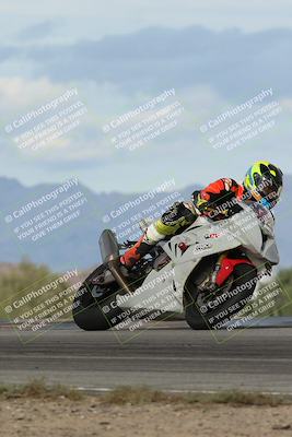 media/Nov-16-2025-Race Pace (Sun) [[8c5fa54630]]/Non Verified Riders (1st 20 Minutes)/7-Turn 9 Entry (210pm)/